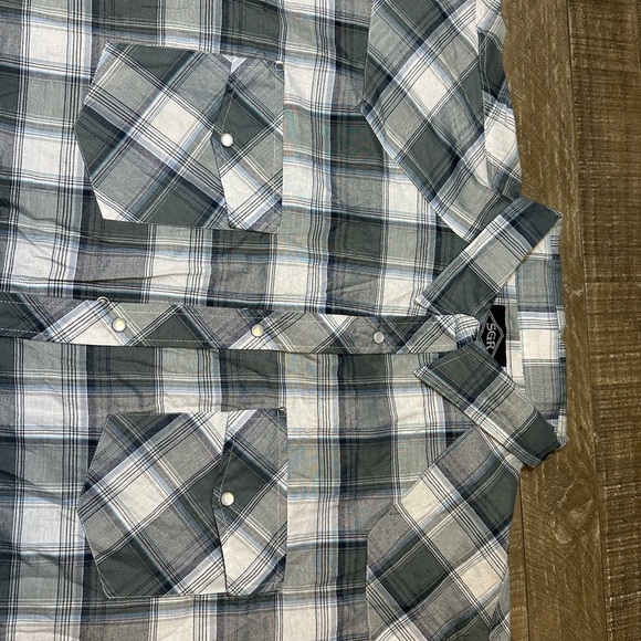 "SGR Men's 5X Plaid Button-Up Short Sleeve Shirt - New With Tags (NWT) - Picture 4 of 9